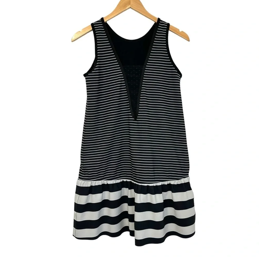 Lululemon Womens Both Ways Dress Size Stripe Black Reversible 6? Sleeveless - Picture 3 of 13